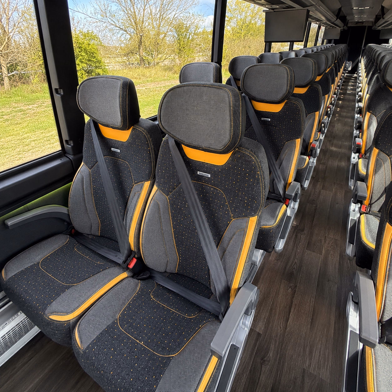 finding group transportation to ontario airport or lax from hesperia