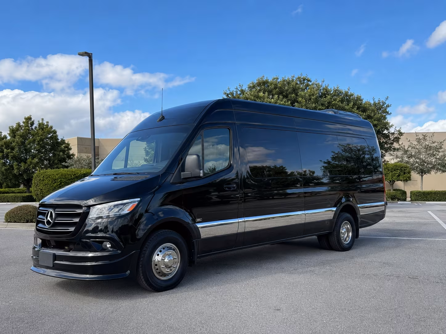 ontario transportation for ontario wedding parties and guests